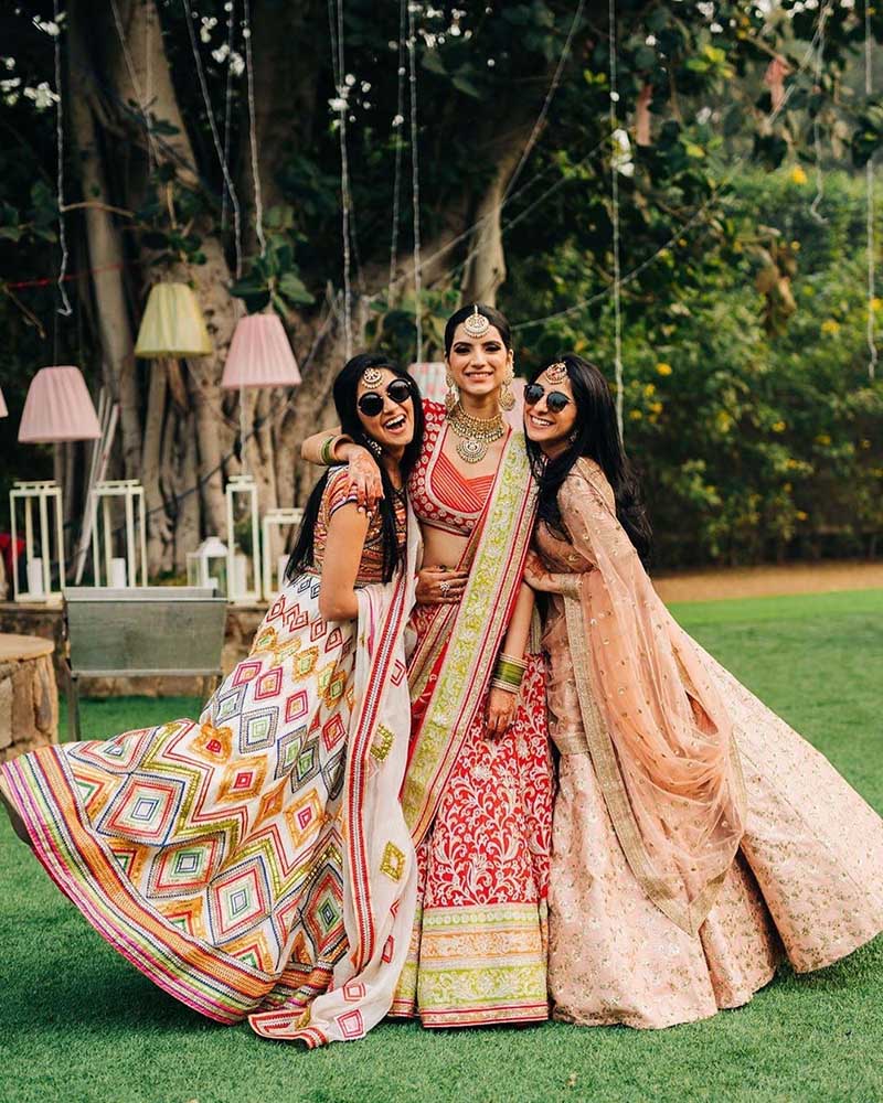 Nine poses that will inspire your bridal photoshoot – News9Live