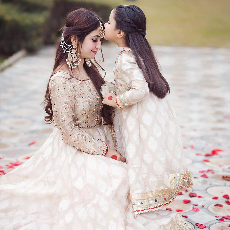 Brides cousin  Pakistani wedding dresses, Fashion dresses, Beautiful  dresses