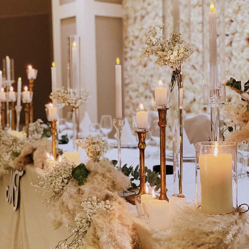 Rendezvous Wedding & Event - I'm loving the pampas grass right now + our  gold candle holders. The mix of black & gold has been 🔥